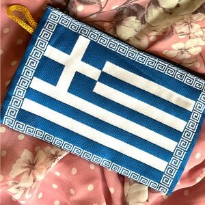GREECE COSMETICS ZIP TRAVEL POUCH 6” x 3.5” Aprox size ⚫️ final price